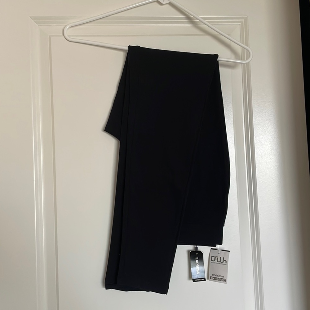 NWT express brand black leggings size medium